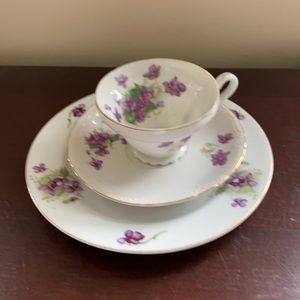 Beautiful china 3 piece luncheon set made in Japan